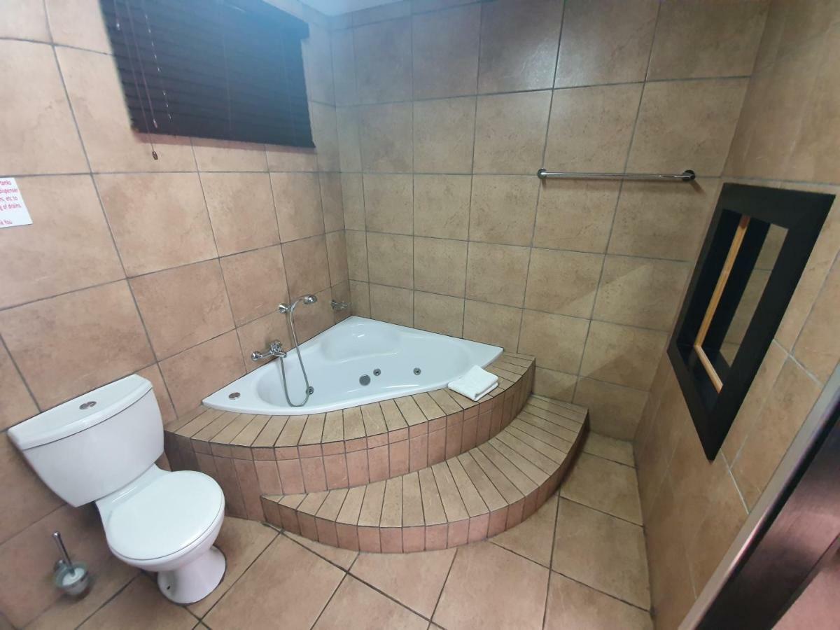 Leach Lodge Kuruman Extérieur photo