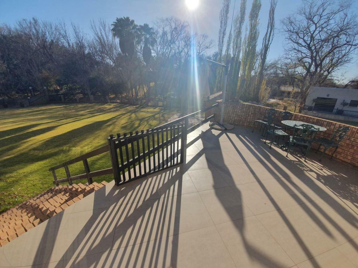 Leach Lodge Kuruman Extérieur photo