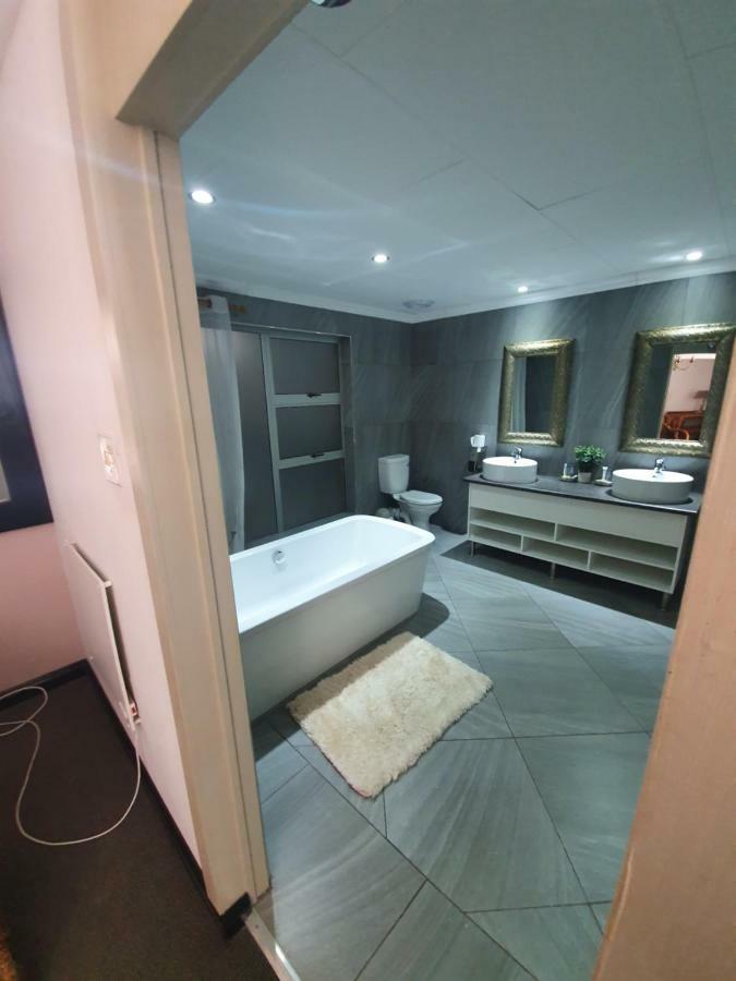 Leach Lodge Kuruman Extérieur photo