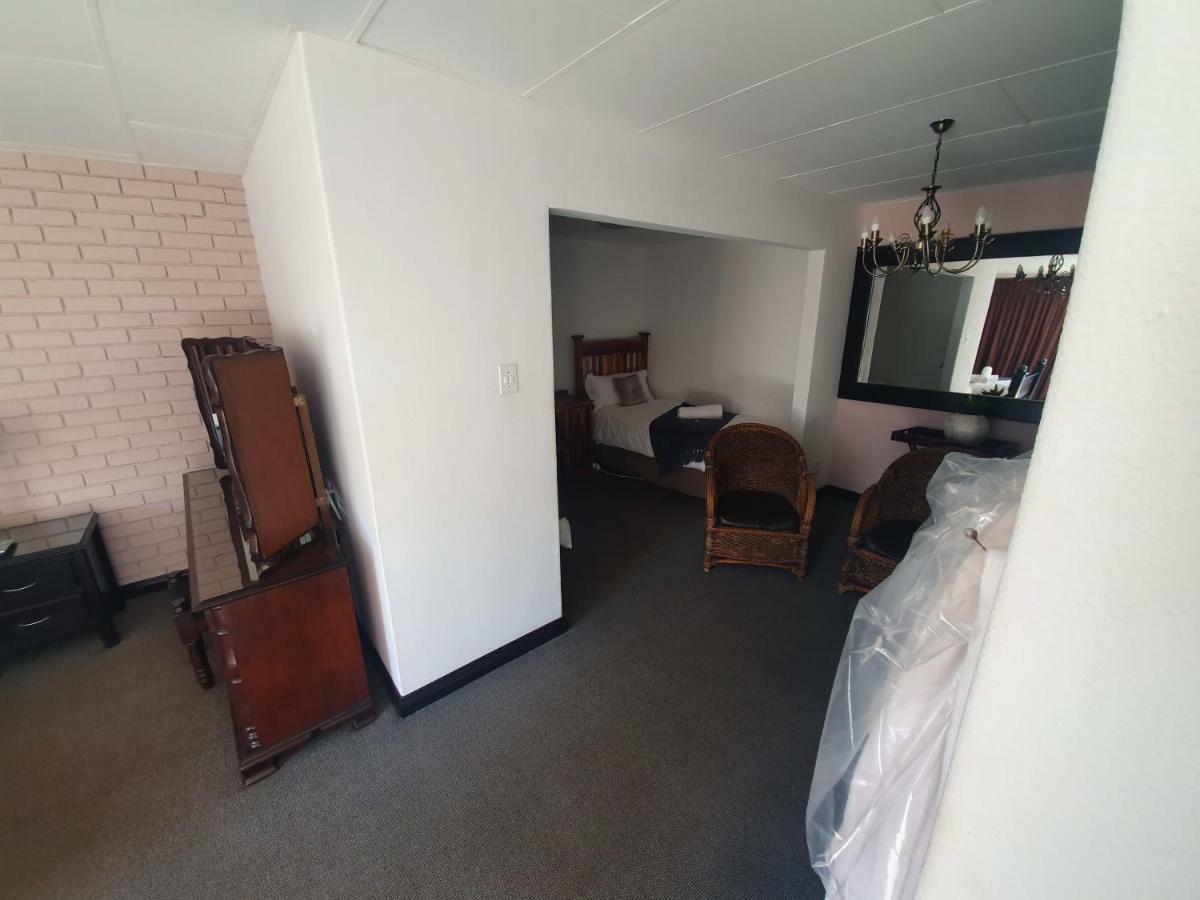 Leach Lodge Kuruman Extérieur photo