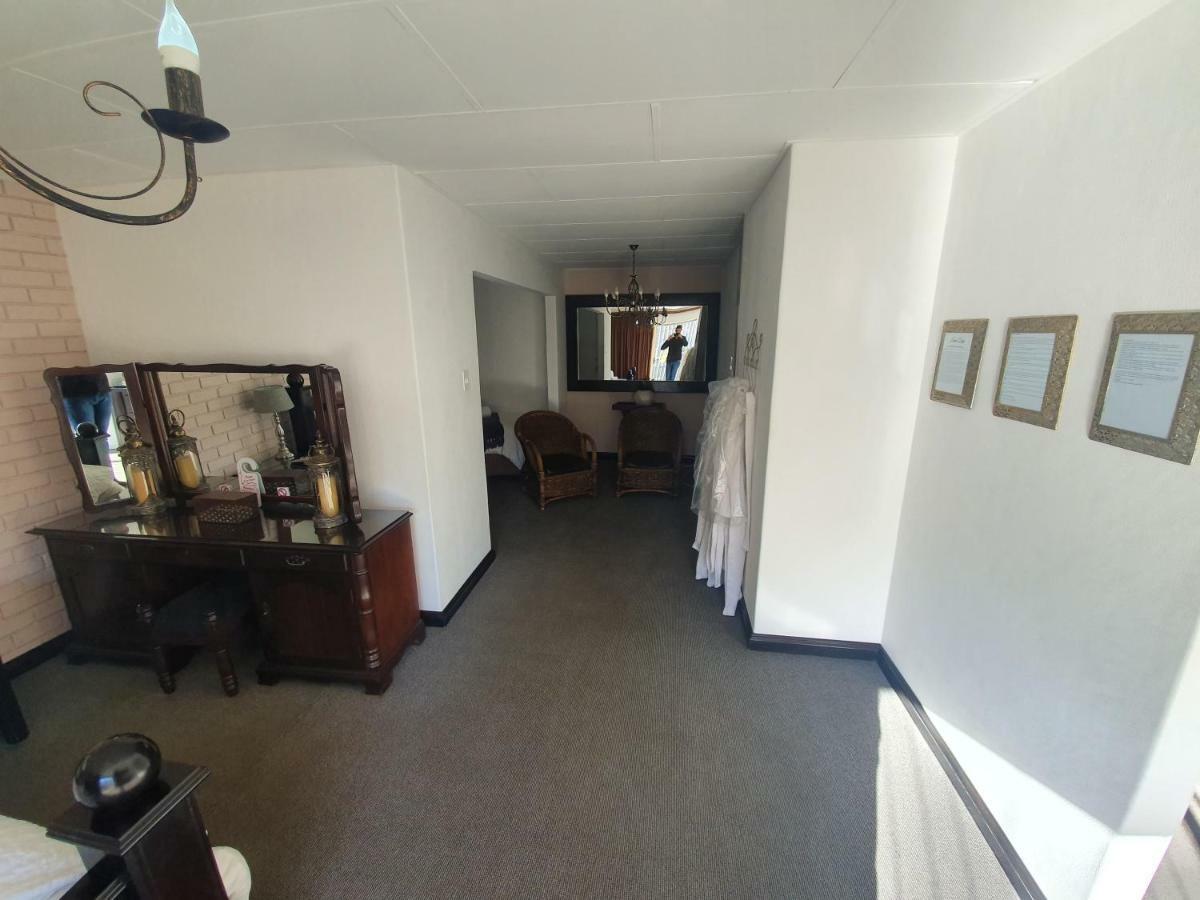 Leach Lodge Kuruman Extérieur photo